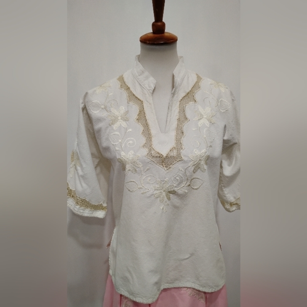 EMBROIDERED COTTON PEASANT BLOUSE